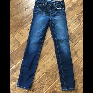 American Eagle skinny jeans